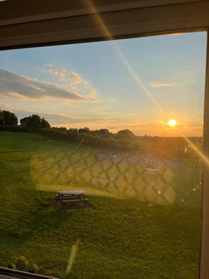 Park View Cottage Liversedge المظهر الخارجي الصورة